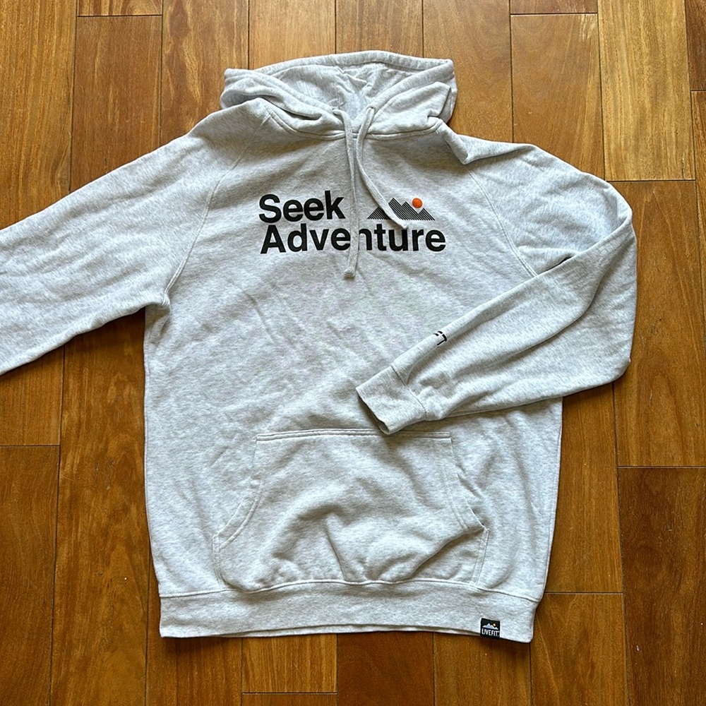 Live Fit LVFT athletic gym sweatshirt light gray LARGE